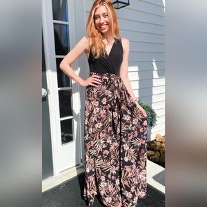 ONETHELAND  BOHO Floral Maxi Dress in Black and Pink‎